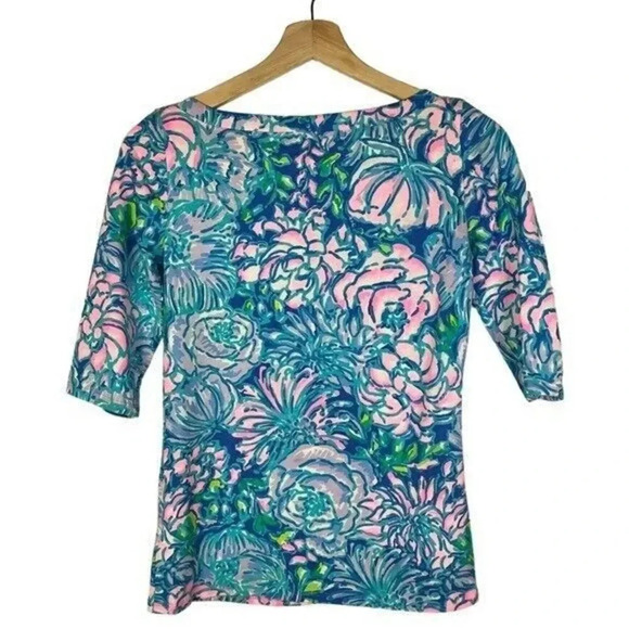 Lilly Pulitzer Full Bloom Floral Half Sleeve Boat Neck Top XS - Picture 2 of 3